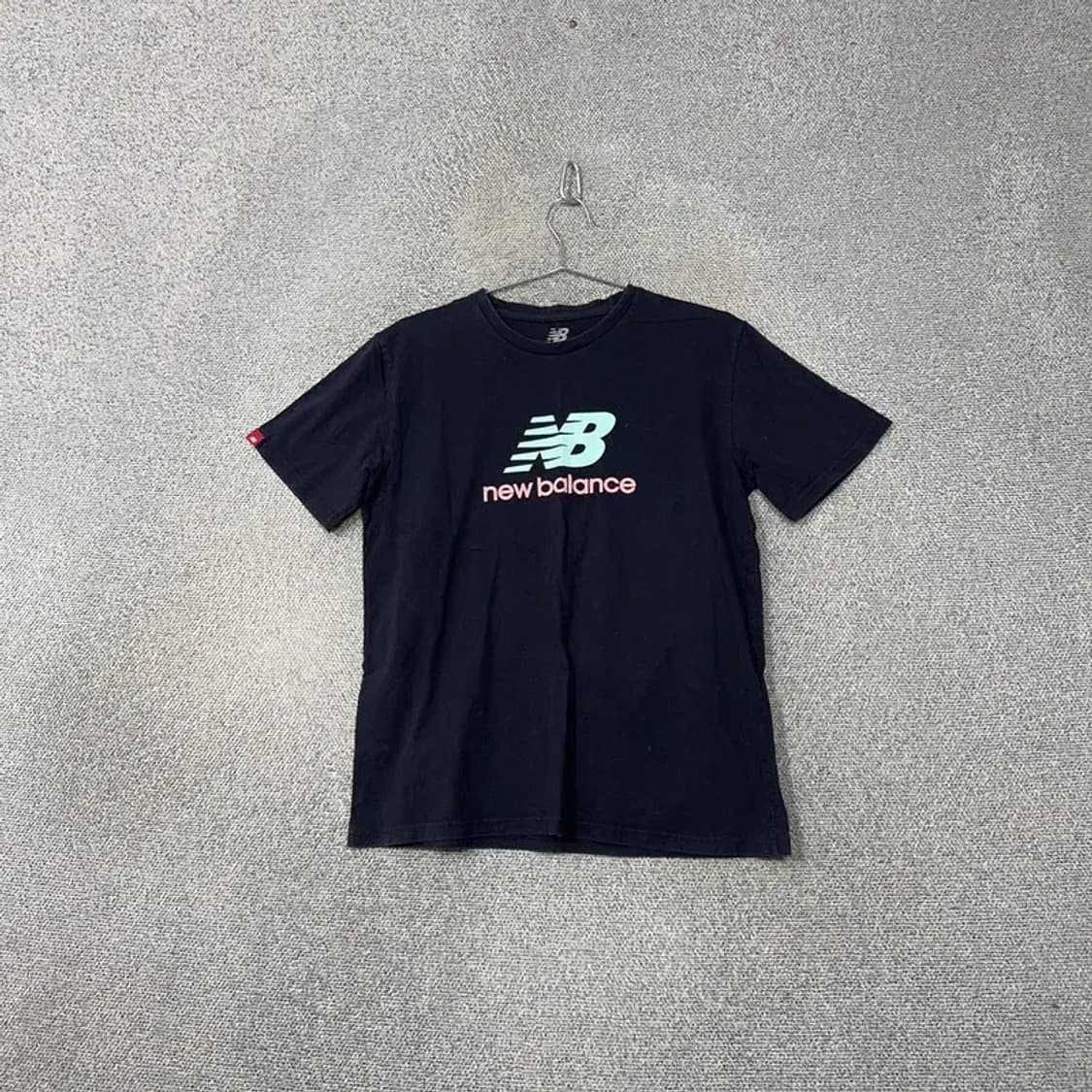 뉴발란스 프린팅 네이비 반팔티 XL/105 상품이미지1