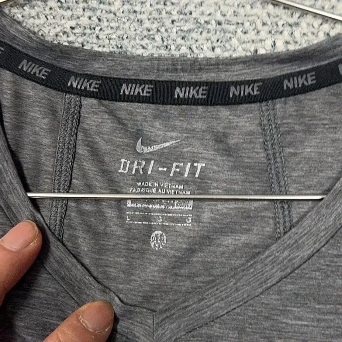 나이키 그레이 로고 여성 기능성 운동 반팔티 L 상품이미지5