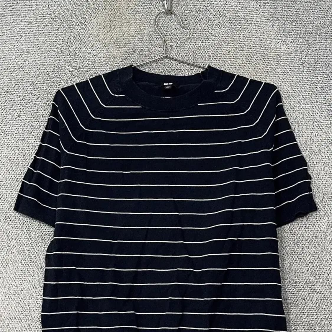 유니클로 스트라이프 네이비 반팔티 L 상품이미지3