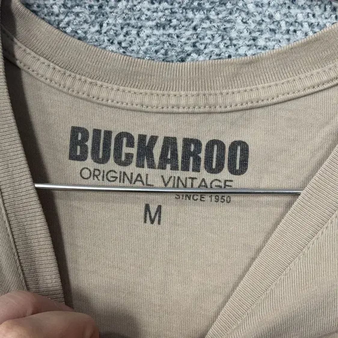 버커루 프린팅 베이지 반팔 티 M 상품이미지3