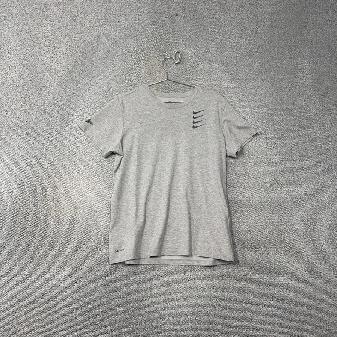 나이키 드라이핏 쿼드 스우시 로고 남성 그레이 반팔티 XL 상품이미지1