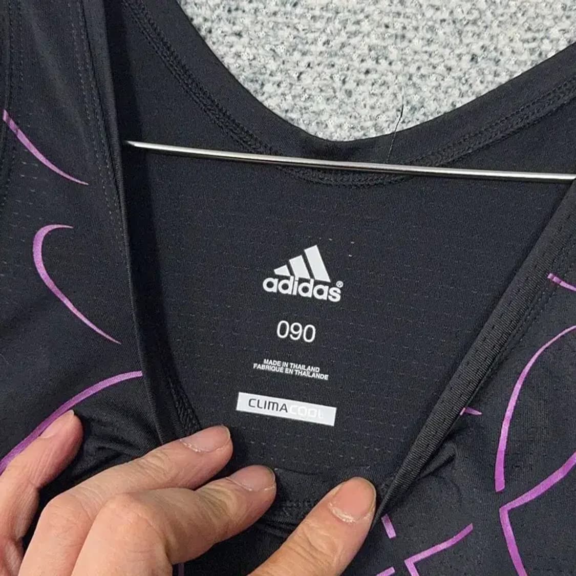 아디다스 블랙 로고 기능성 민소매 나시 90 상품이미지5