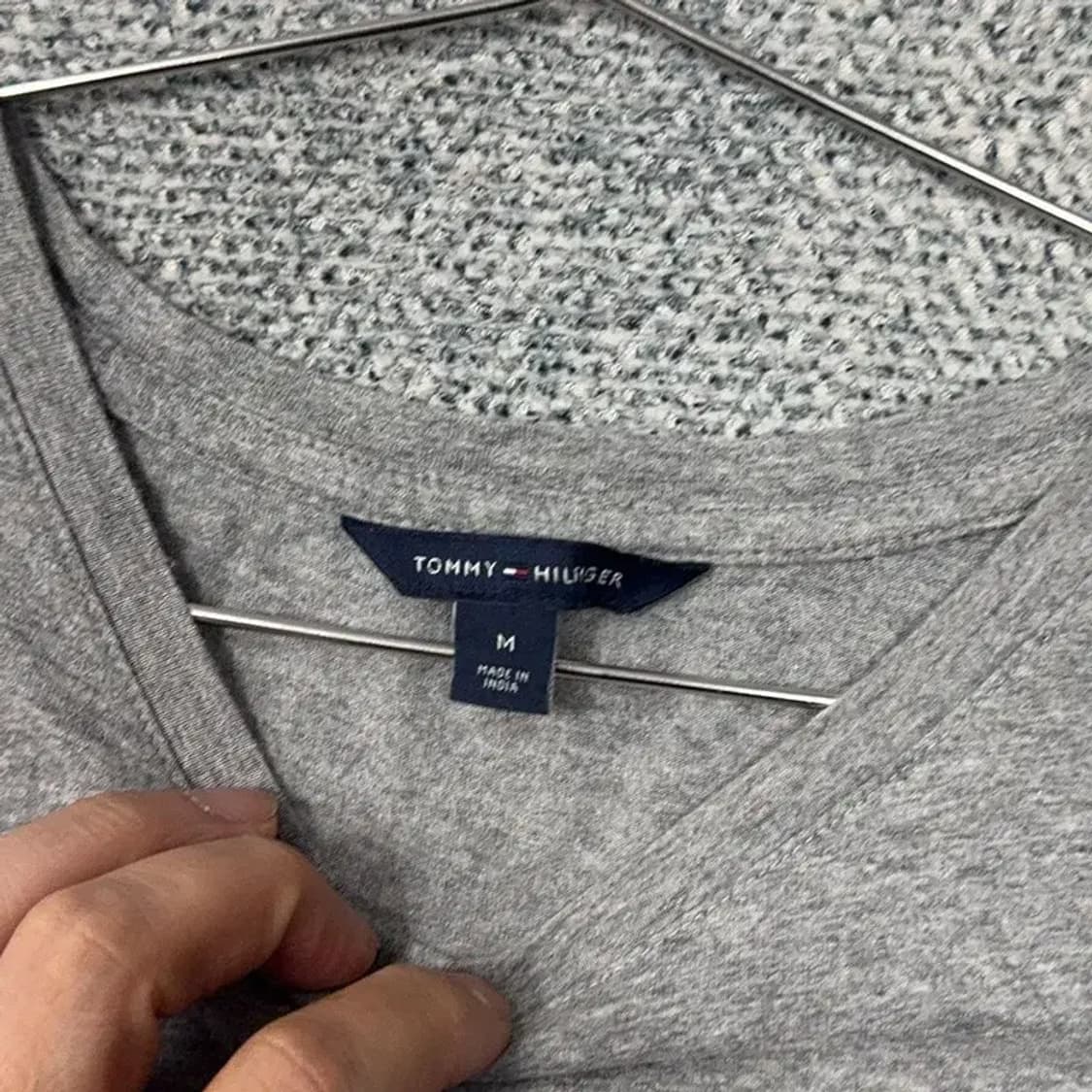 타미힐피거 프린팅 라이트 그레이 여성 반팔 티 M 상품이미지4