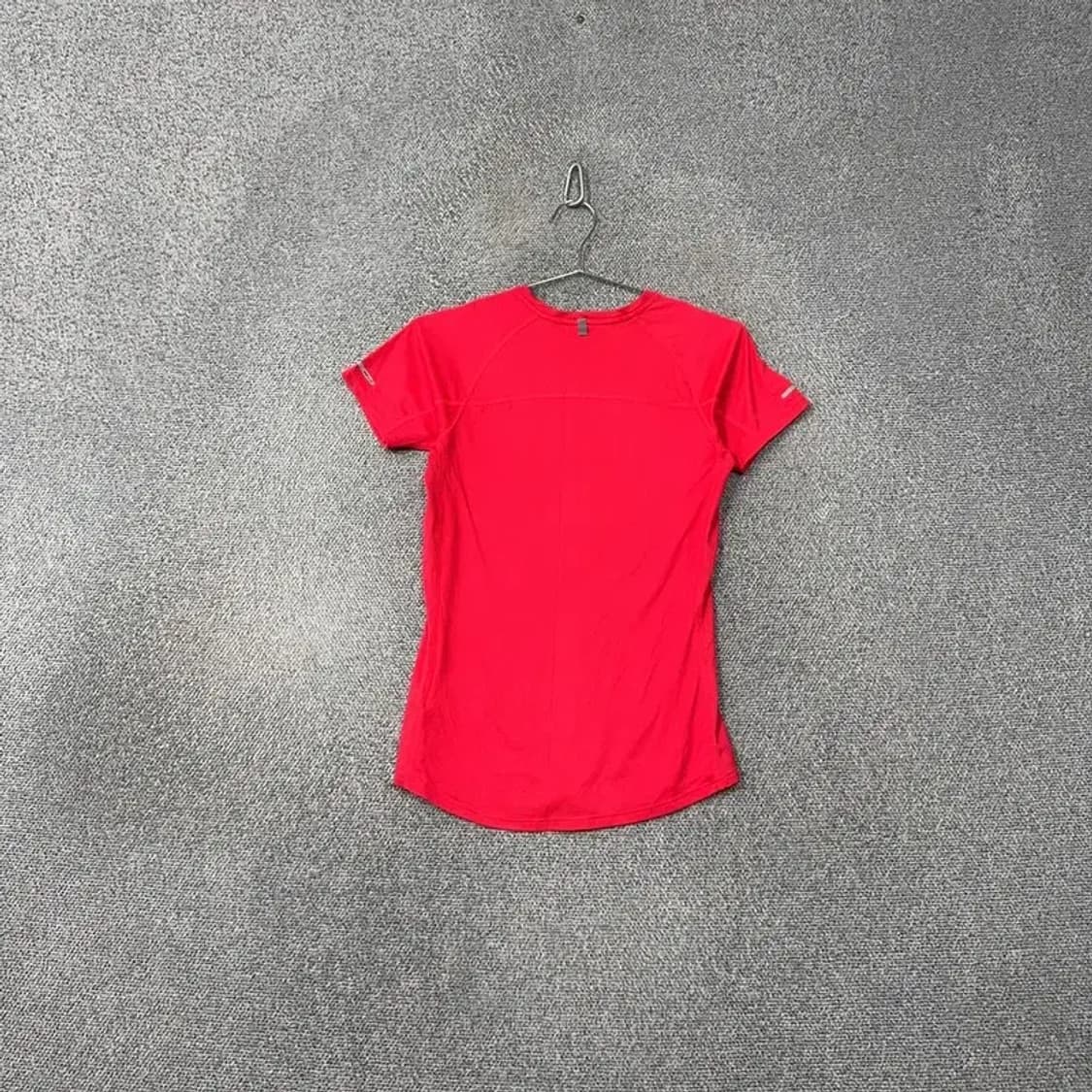 나이키 스우시 드라이핏 기능성 레드 반팔 티 M 상품이미지2