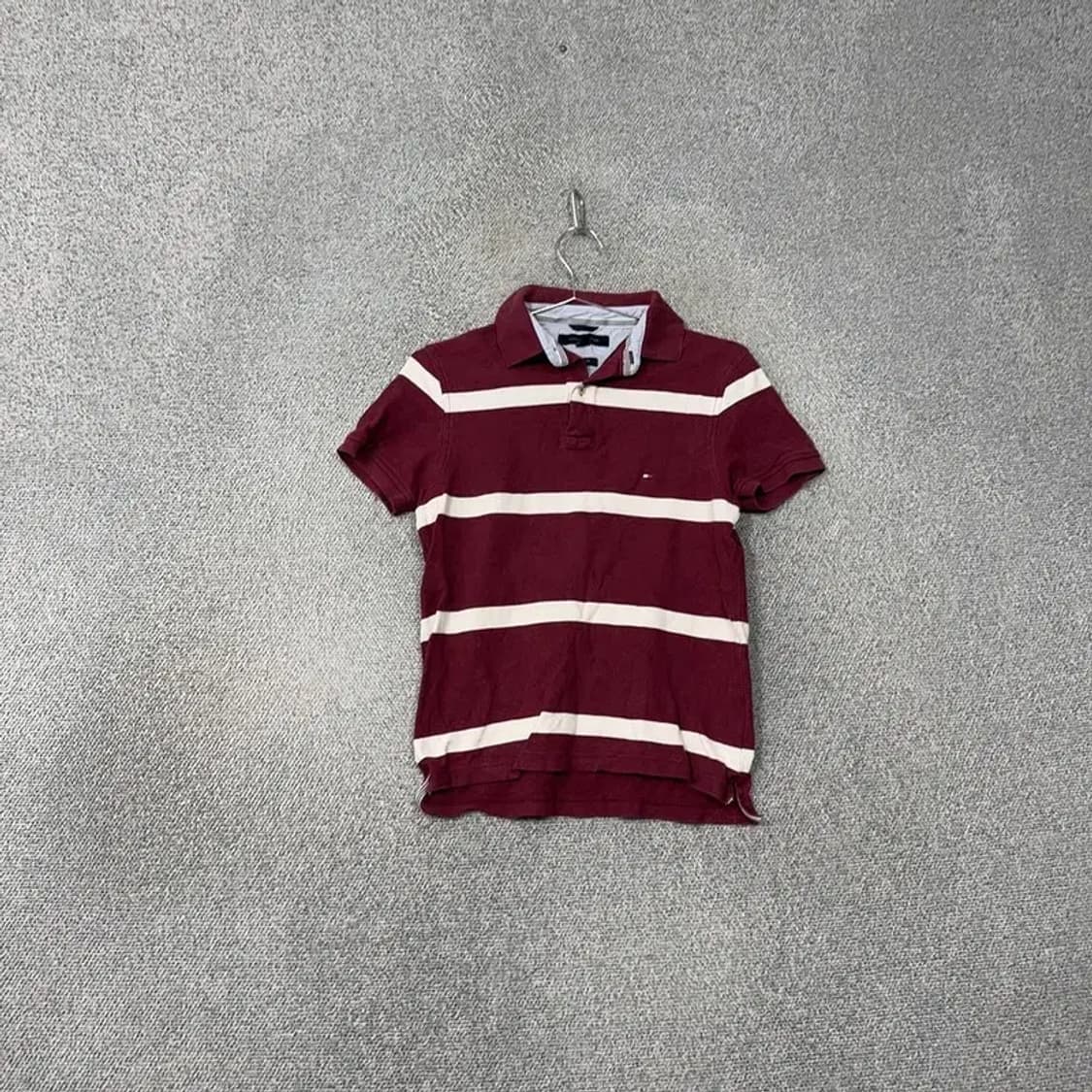 타미힐피거 로고 스트라이프 버건디 반팔 카라티 S 상품이미지1