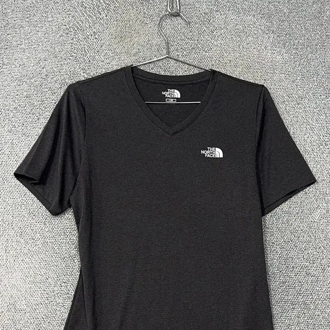 노스페이스 블랙 로고 여성 운동 기능성 반팔티 95 상품이미지3