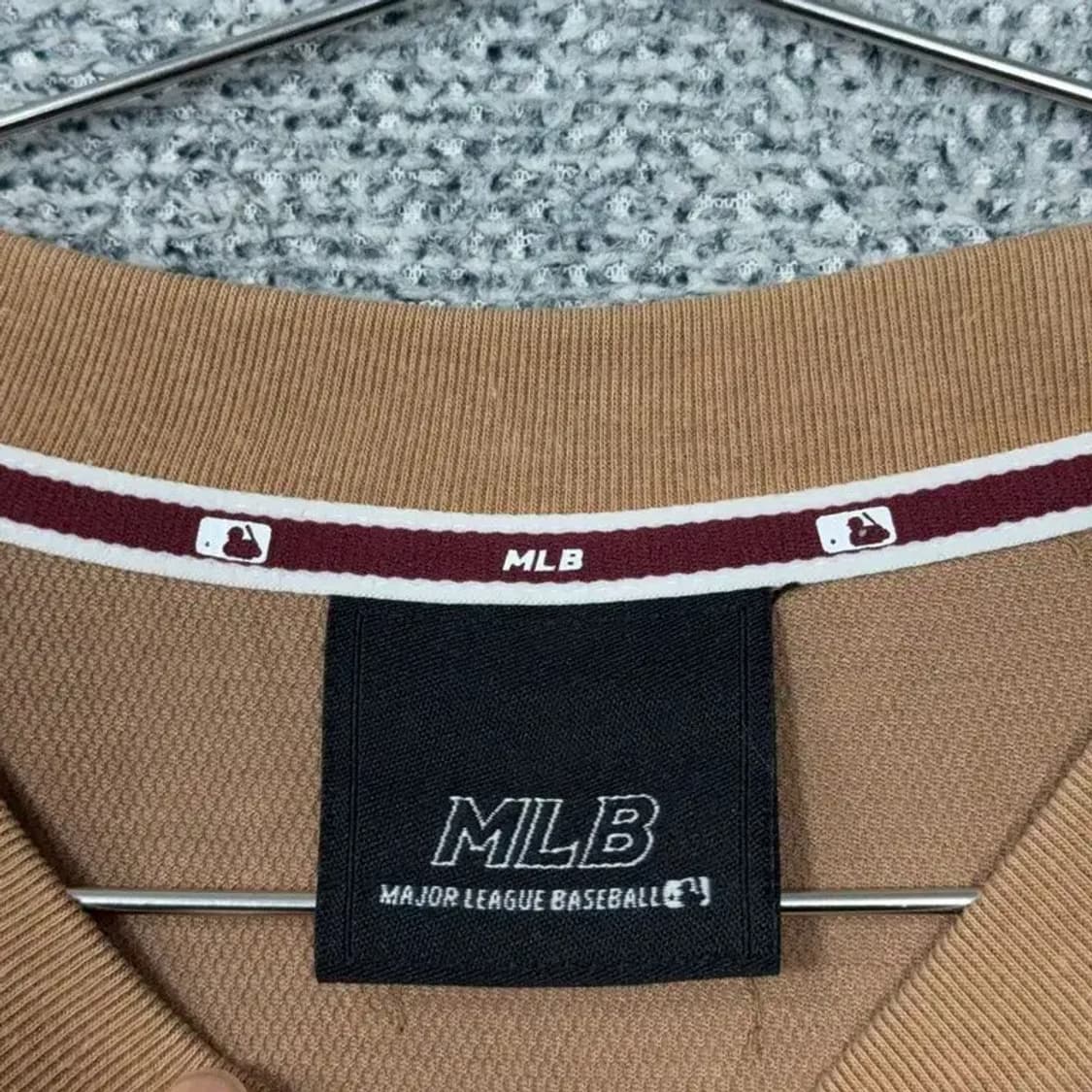 MLB 뉴욕양키즈 로고 카멜 오버핏 반팔티 95 상품이미지3