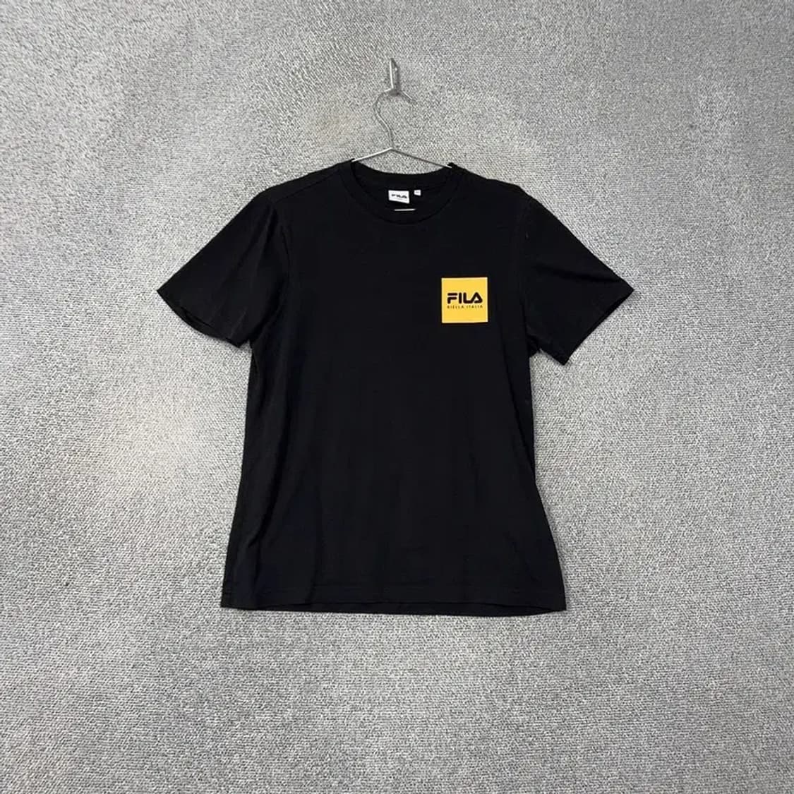 휠라 블랙 프린팅 박스 로고 캐주얼 반팔티 L 상품이미지1