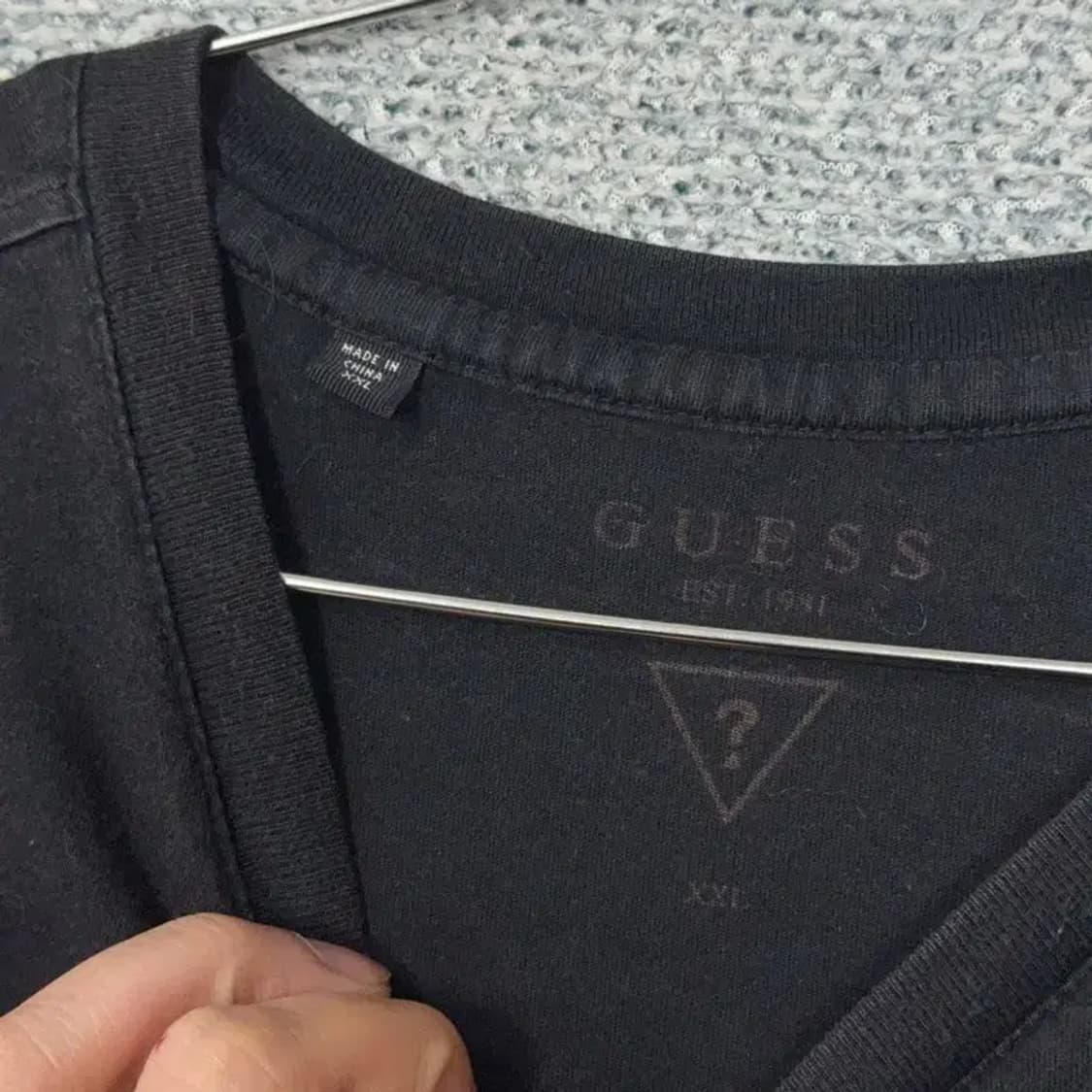 게스 프린팅 블랙 남성 캐주얼 반팔 티 XXL 상품이미지3