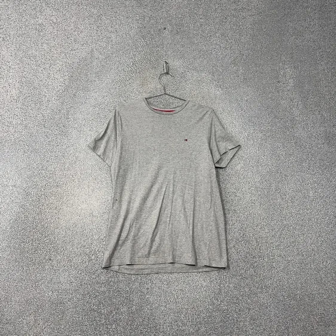 타미힐피거 라이트 그레이 로고 남성 반팔티 S 상품이미지1