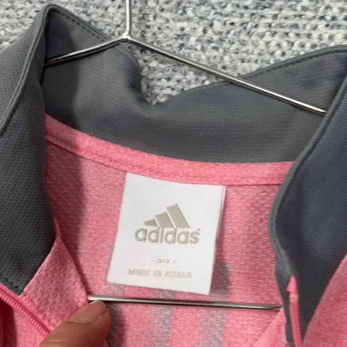 아디다스 핑크 로고 여성 운동 기능성 반집업 반팔티 90 상품이미지3