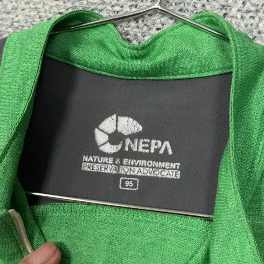 네파 그린 로고 등산 기능성 반집업 반팔티 95 상품이미지5