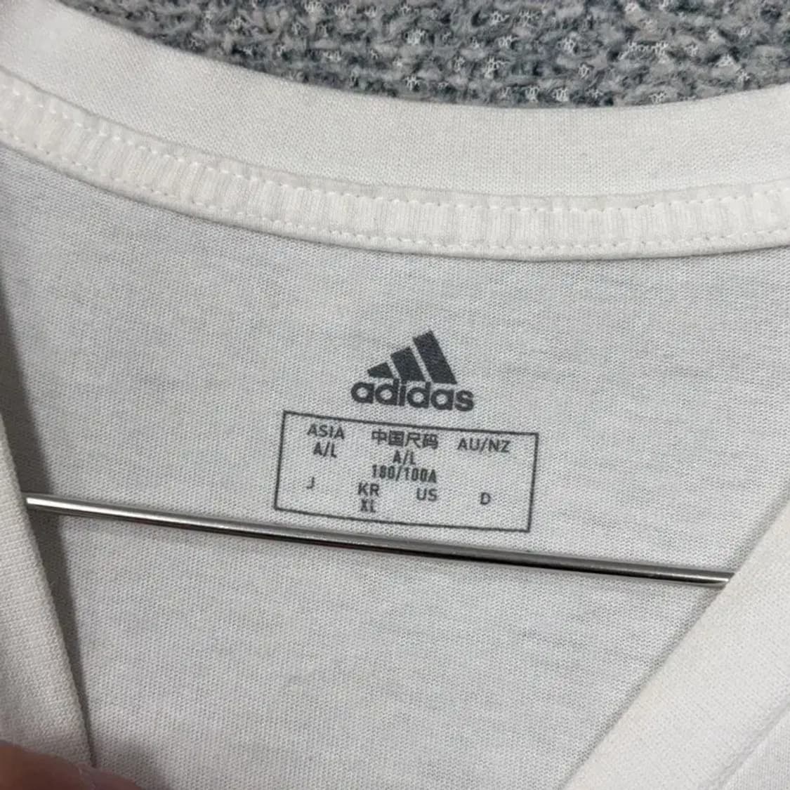 아디다스 프린팅 빅로고 코튼 반팔티 XL 상품이미지3