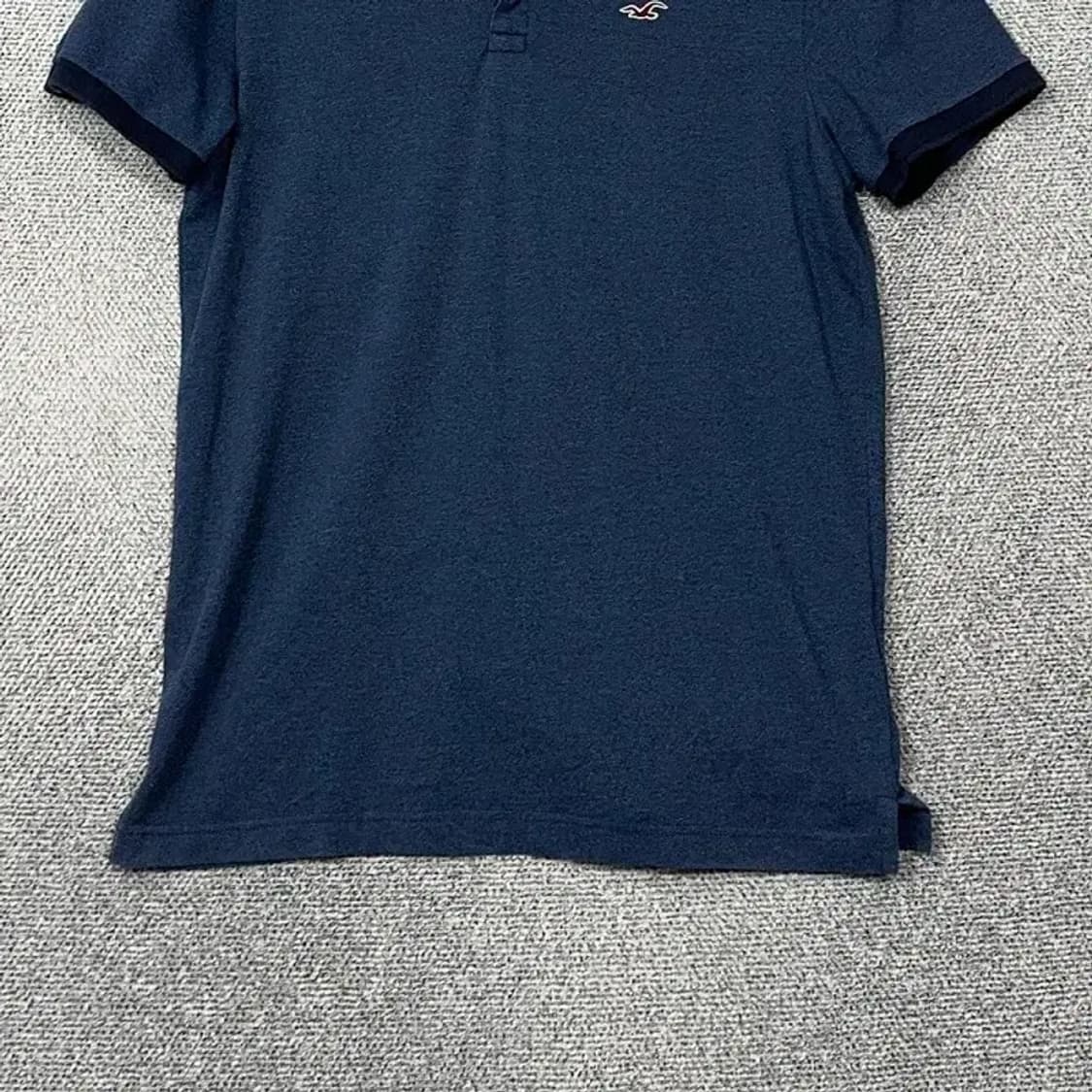 홀리스터 네이비 로고 남성 반팔 카라티 L 상품이미지4