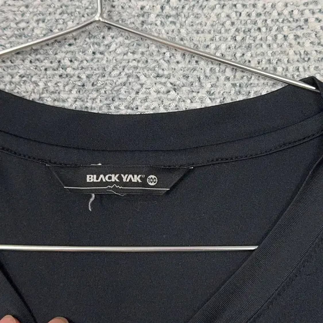 블랙야크 프린팅 등산 운동 기능성 블랙 반팔 티 100 상품이미지3