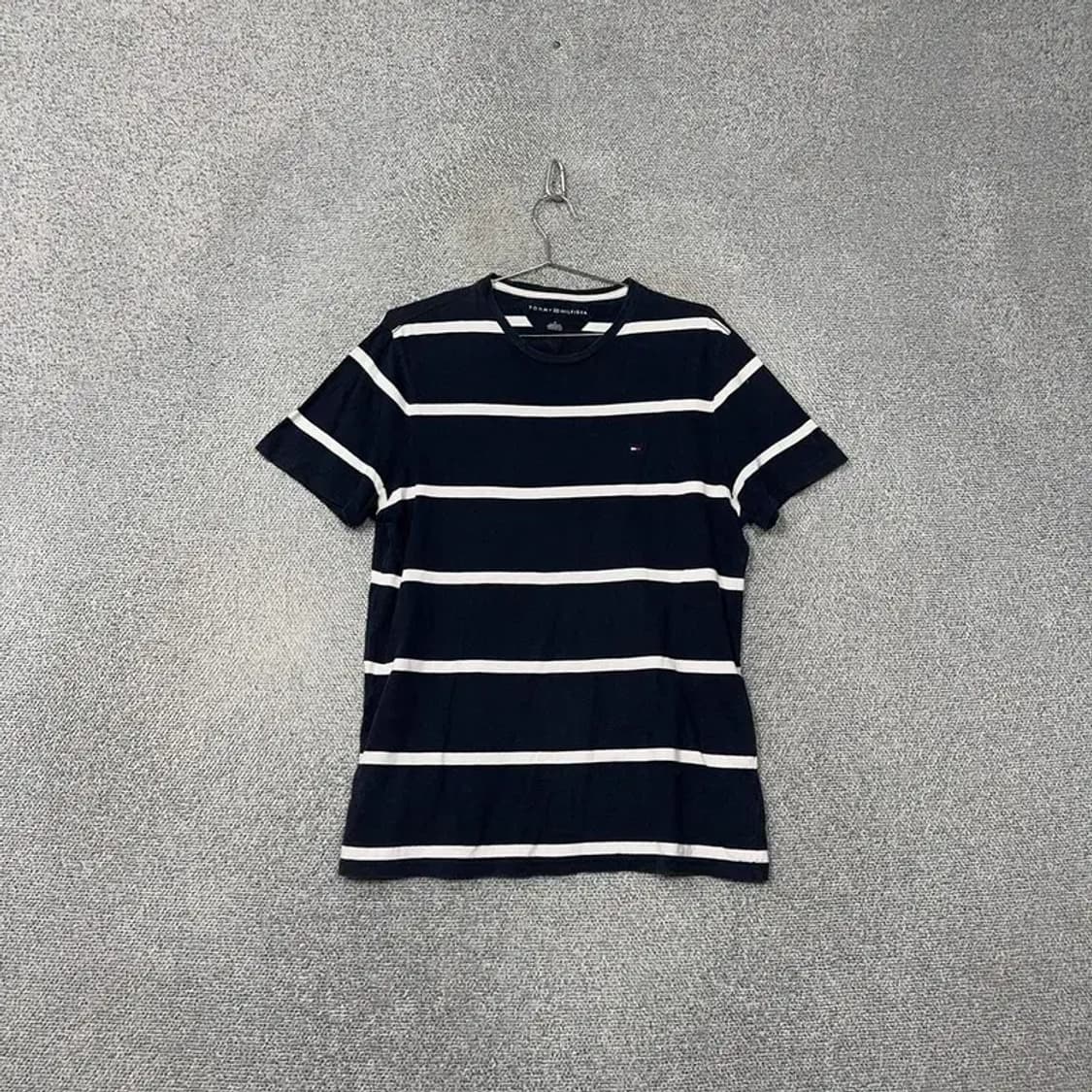 타미힐피거 스트라이프 네이비 로고 남성 반팔티 M 상품이미지1