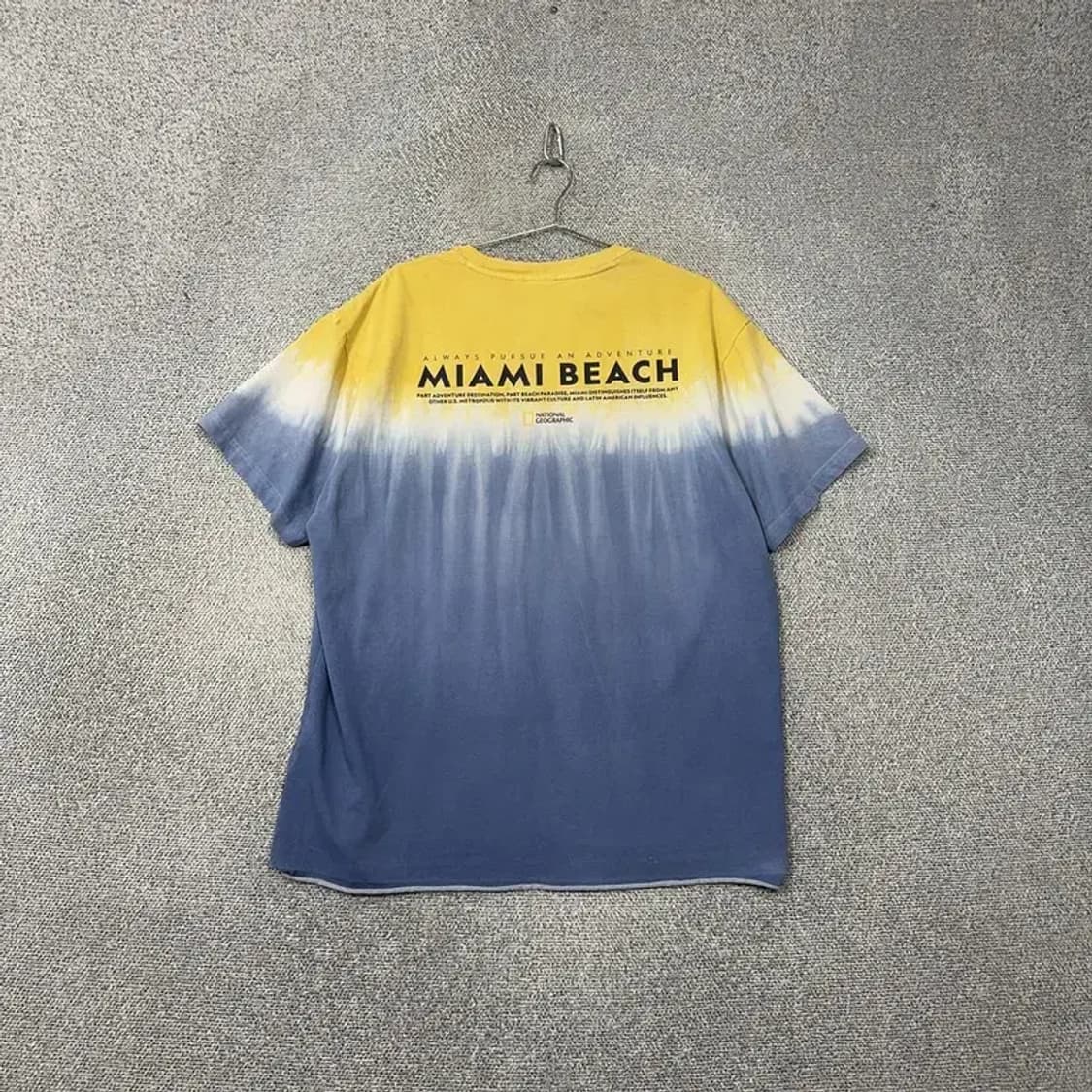 내셔널지오그래픽 네이비 옐로우 로고 그라데이션 빈티지 반팔 티 XL 상품이미지2