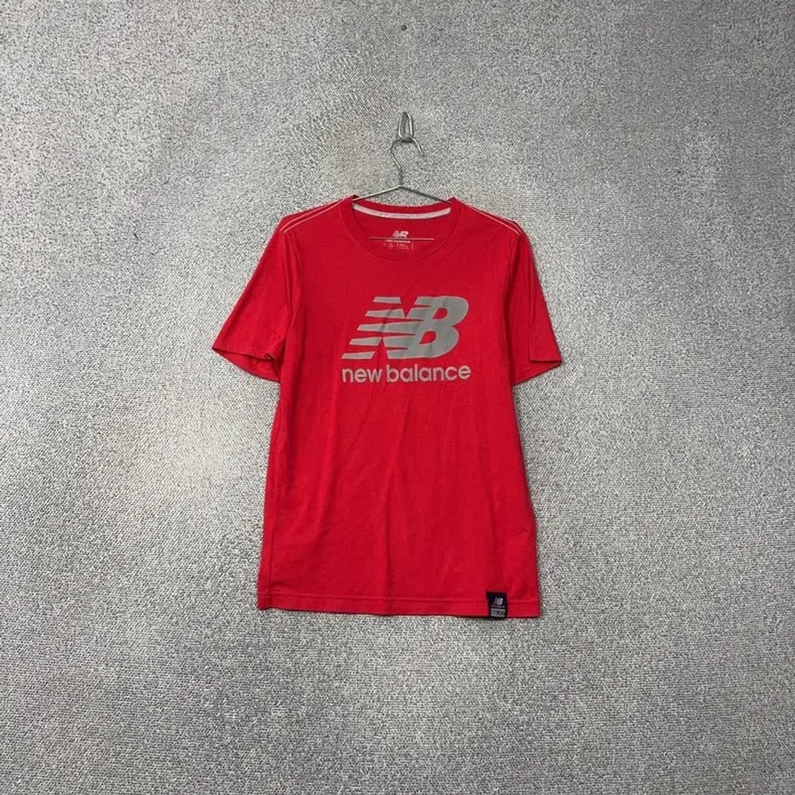 뉴발란스 프린팅 빅로고 레드 반팔 티 S 상품이미지1