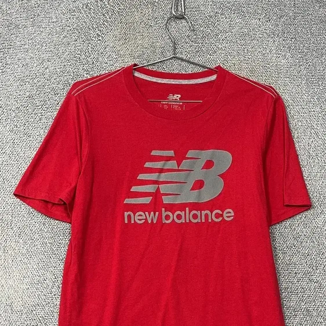 뉴발란스 프린팅 빅로고 레드 반팔 티 S 상품이미지3