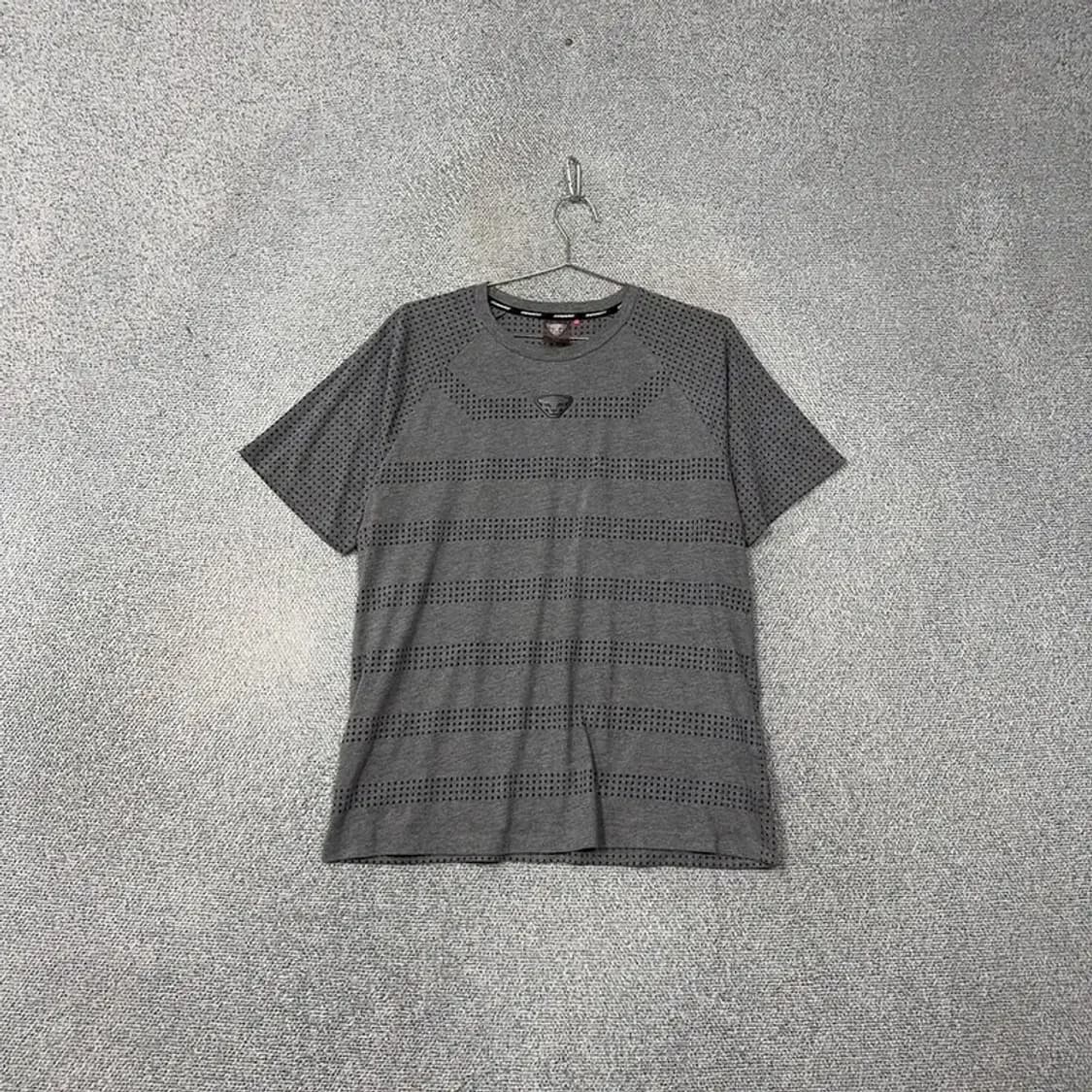 다이나핏 그레이 센터 로고 남성 운동 기능성 반팔티 XXL 상품이미지1