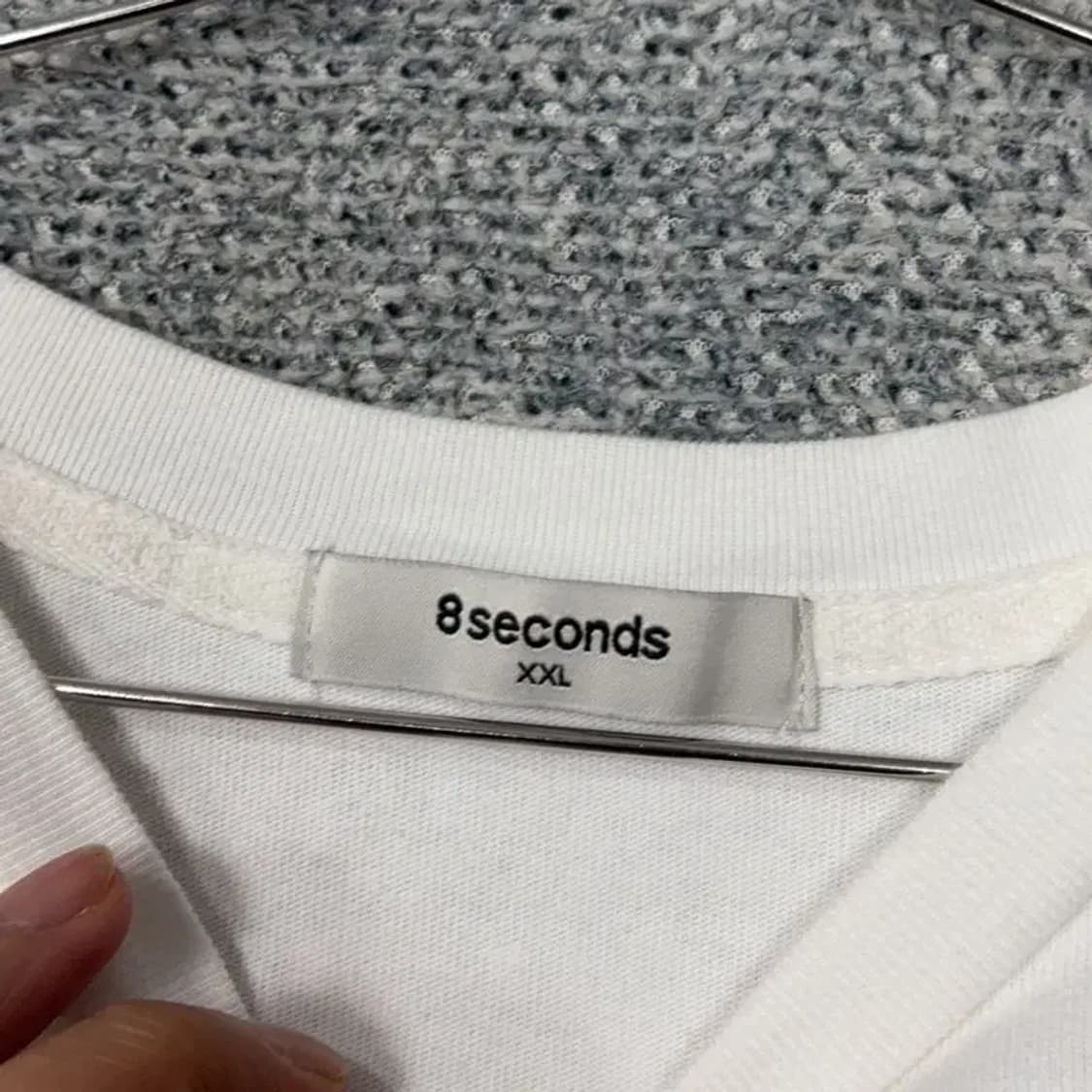 에잇세컨즈 프린팅 캐주얼 화이트 오버핏 반팔티 XXL 상품이미지3