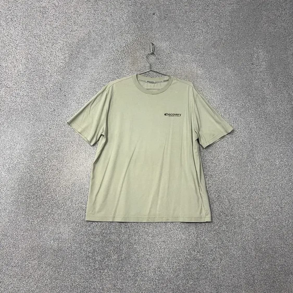 디스커버리 라이트 그린 로고 프린팅 캐주얼 반팔티 105 상품이미지1
