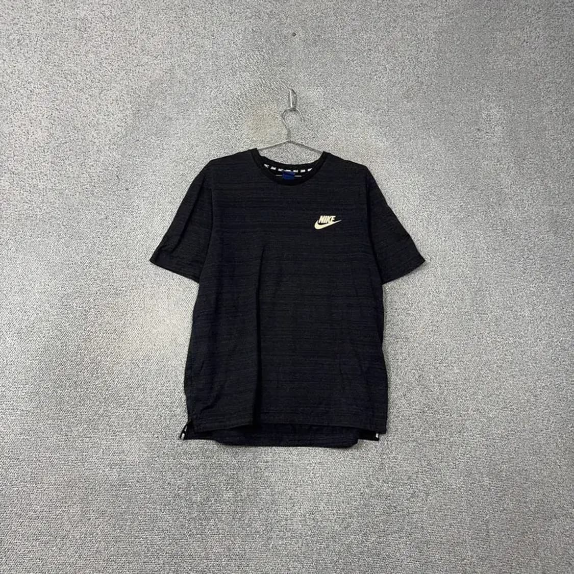 나이키 스트라이프 로고 스우시 블랙 반팔티 XL 상품이미지1