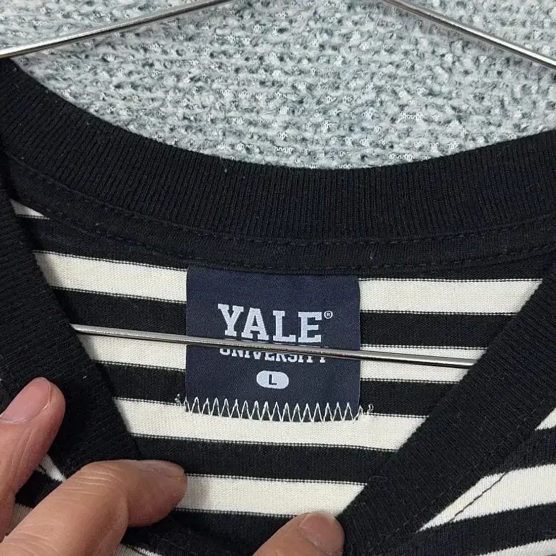 예일 스트라이프 블랙 로고 남성 반팔티 L 상품이미지3