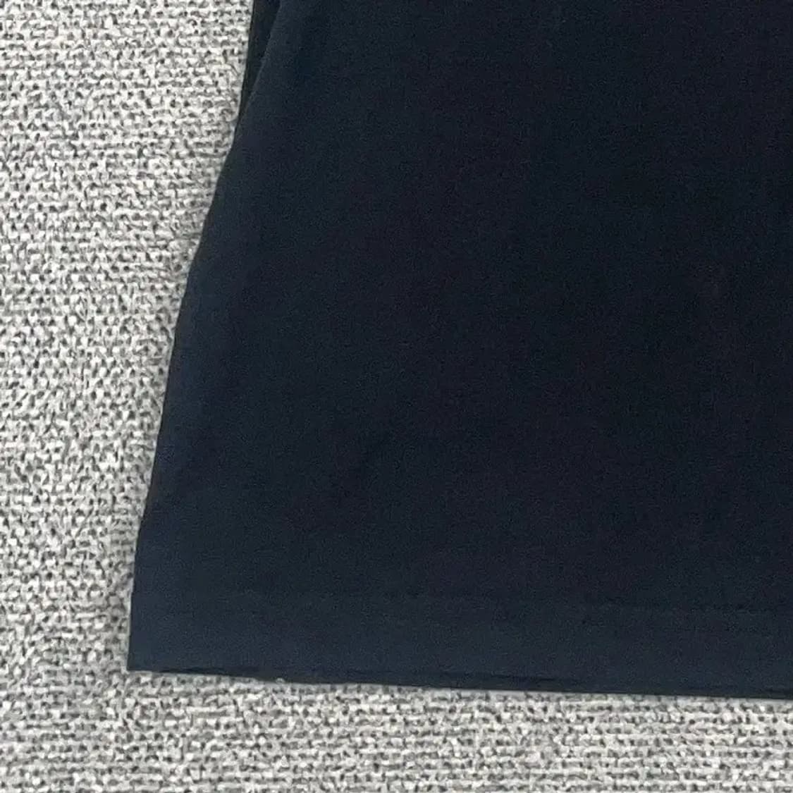 뉴발란스 로고 프린팅 블랙 반팔 티 90 상품이미지4