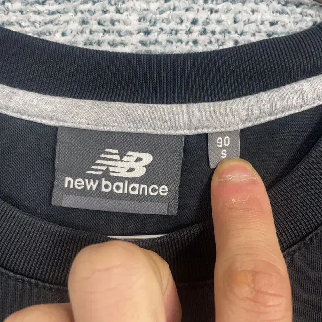 뉴발란스 로고 프린팅 블랙 반팔 티 90 상품이미지6