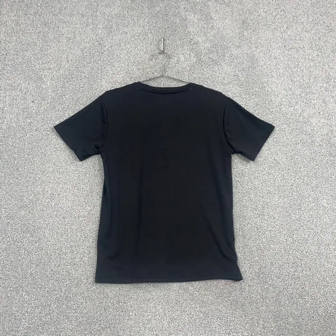 언더아머 블랙 로고 남성 운동 기능성 반팔티 L 상품이미지2