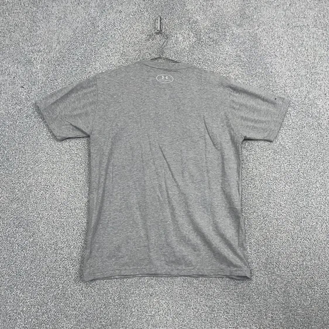 언더아머 라이트 그레이 캐주얼 로고 남성 반팔티 M 상품이미지2