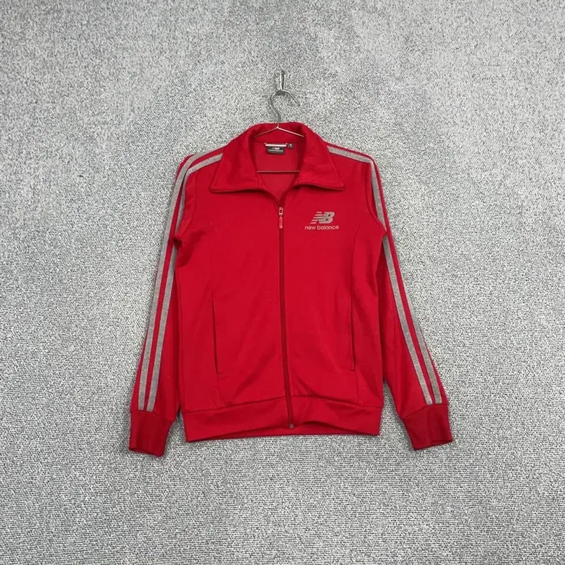 뉴발란스 레드 로고 빈티지 트랙탑 저지 S 상품이미지1