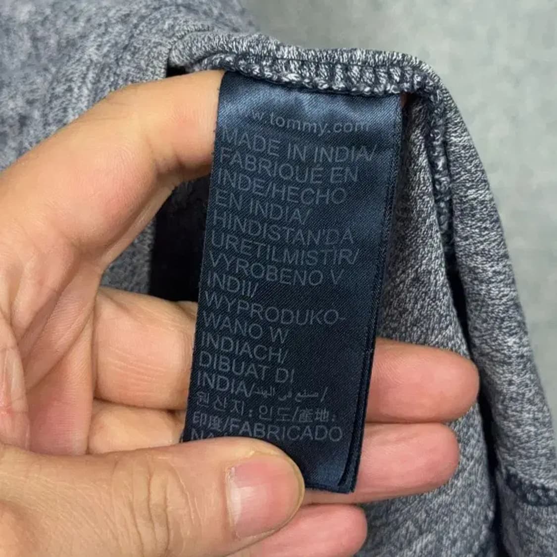 타미힐피거 캐주얼 배색 포켓 남성 반팔티 M 상품이미지4