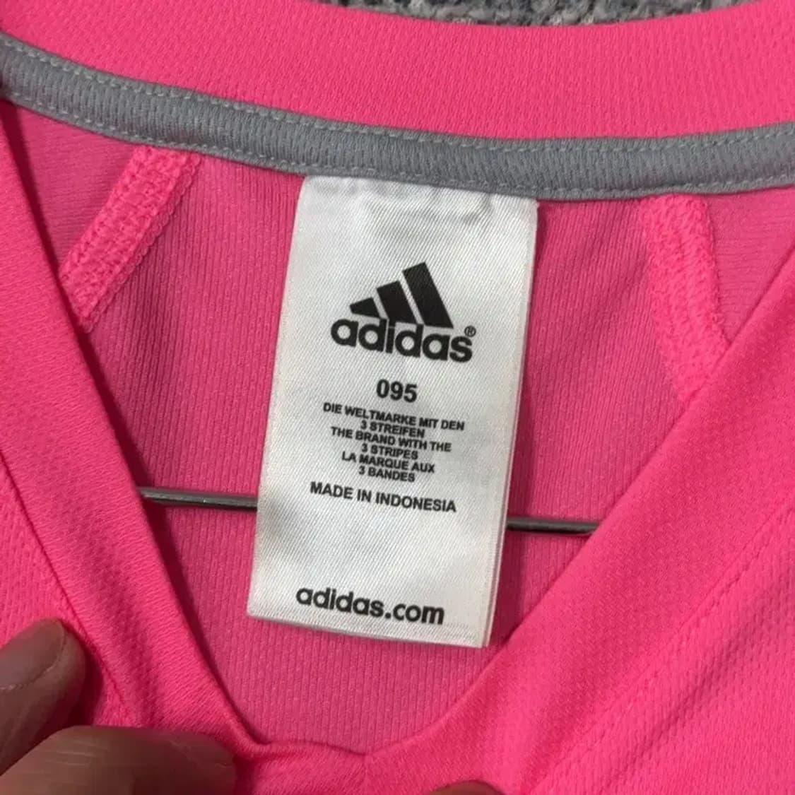 아디다스 핑크 로고 삼선 기능성 반팔티 95 상품이미지3