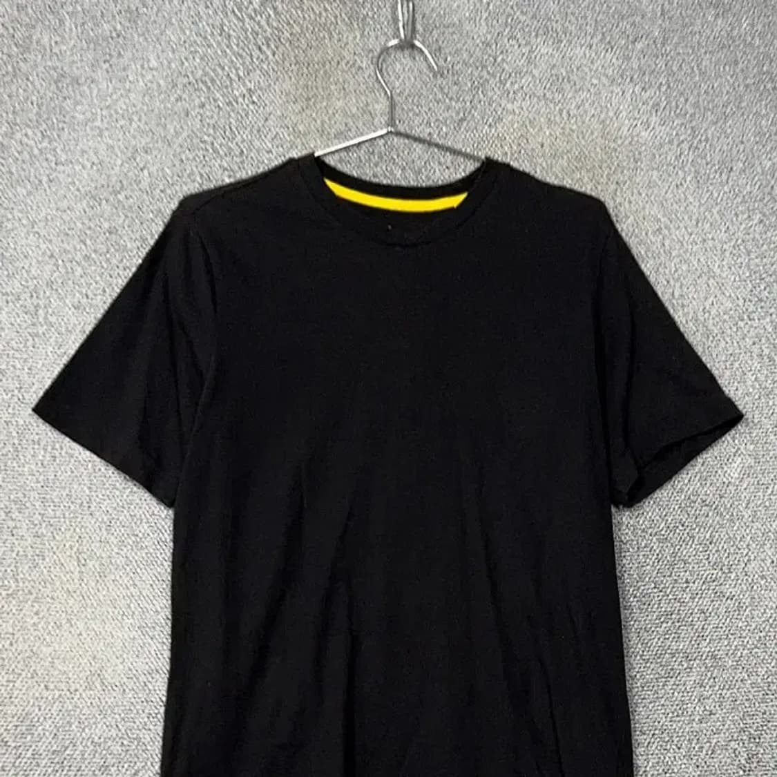 아디다스 블랙 하단 로고 반팔티 L 상품이미지3