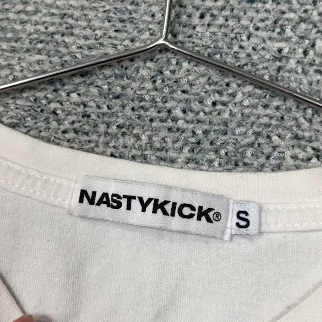 내스티킥 로고 프린팅 화이트 반팔티 S 상품이미지3