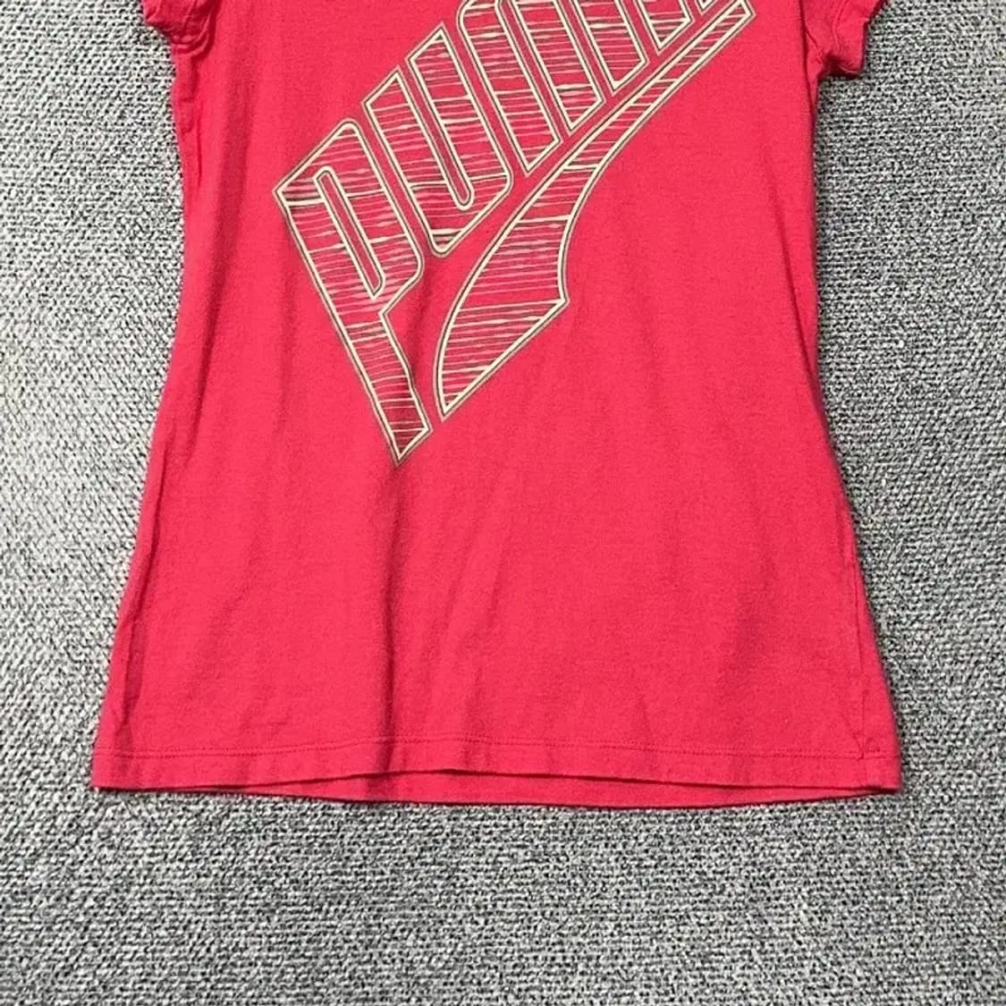 푸마 빅로고 Y2K 프린팅 코랄 반팔 티 XS 상품이미지4