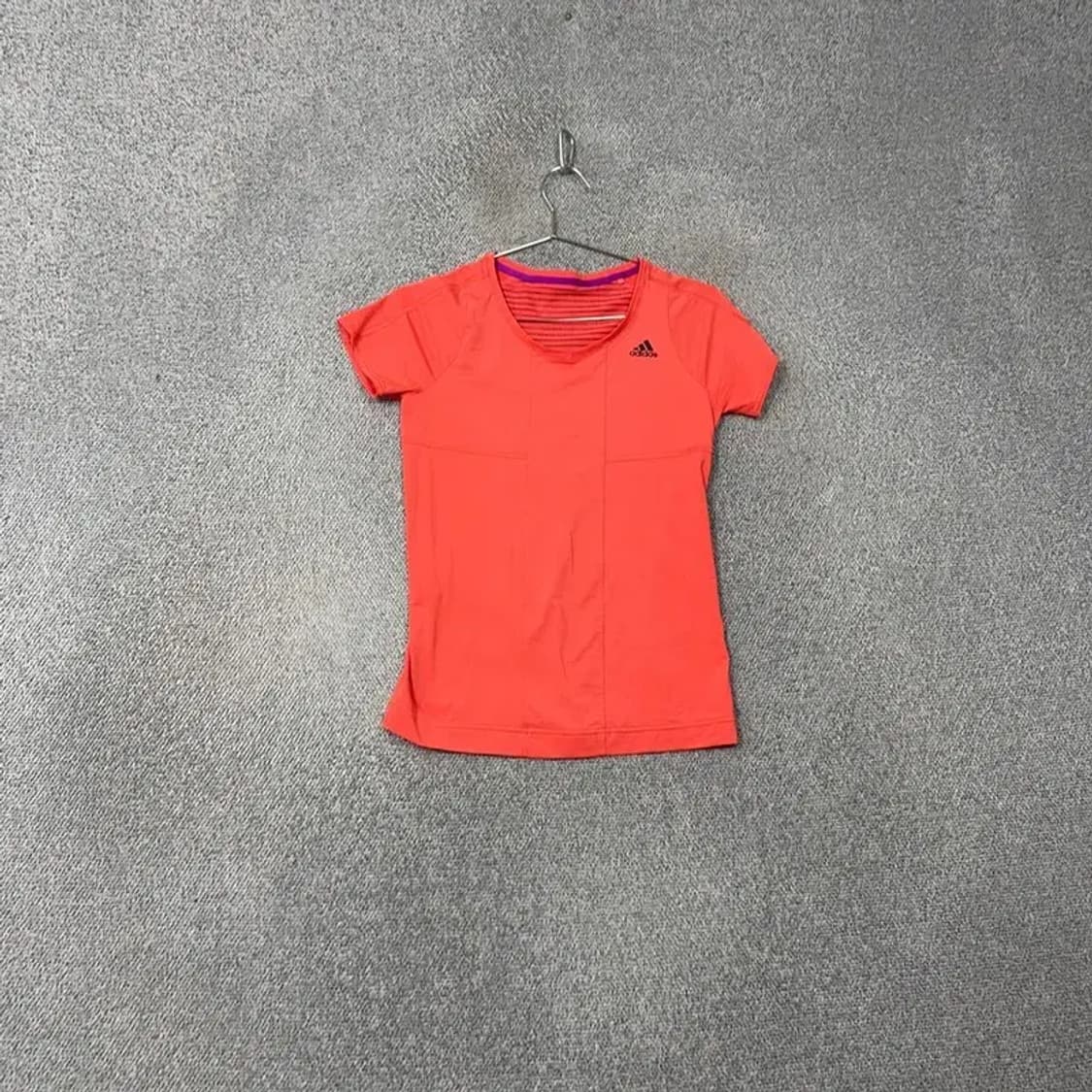 아디다스 코랄 로고 운동 기능성 반팔티 85 상품이미지1