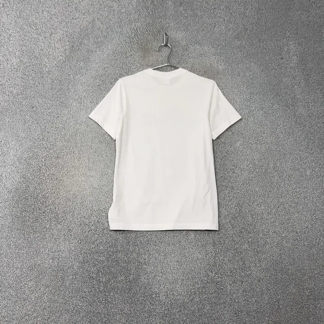 휠라 프린팅 로고 화이트 반팔 티 90(XS) 상품이미지2