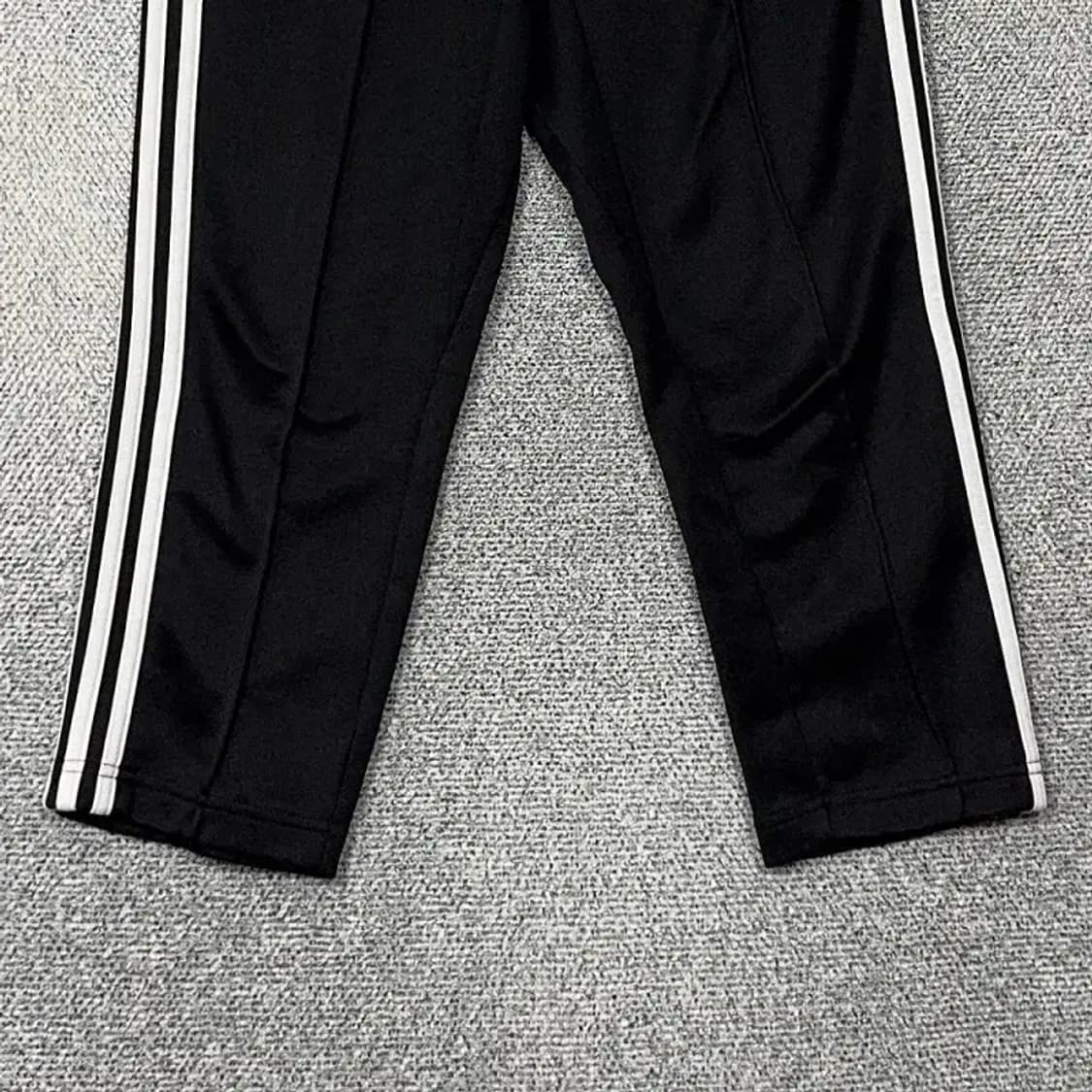 아디다스 블랙 불꽃 삼선 7부 트레이닝 팬츠 90 상품이미지4