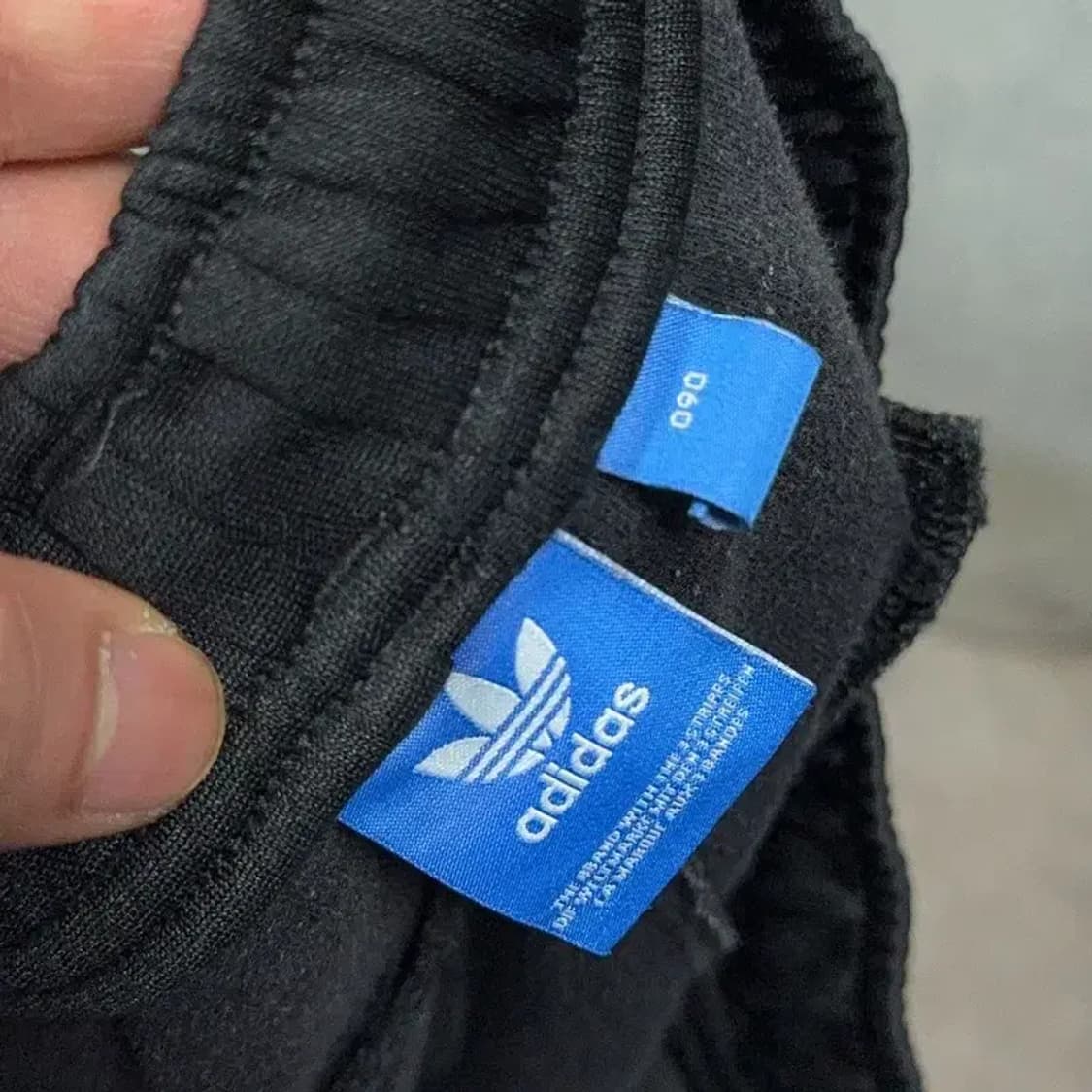 아디다스 블랙 불꽃 삼선 7부 트레이닝 팬츠 90 상품이미지5