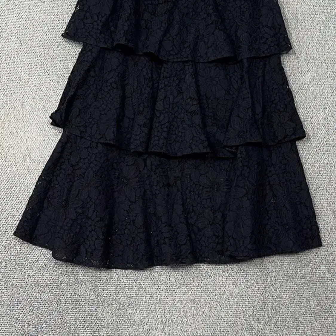 자라 블랙 자수 패턴 스커트 M 상품이미지4