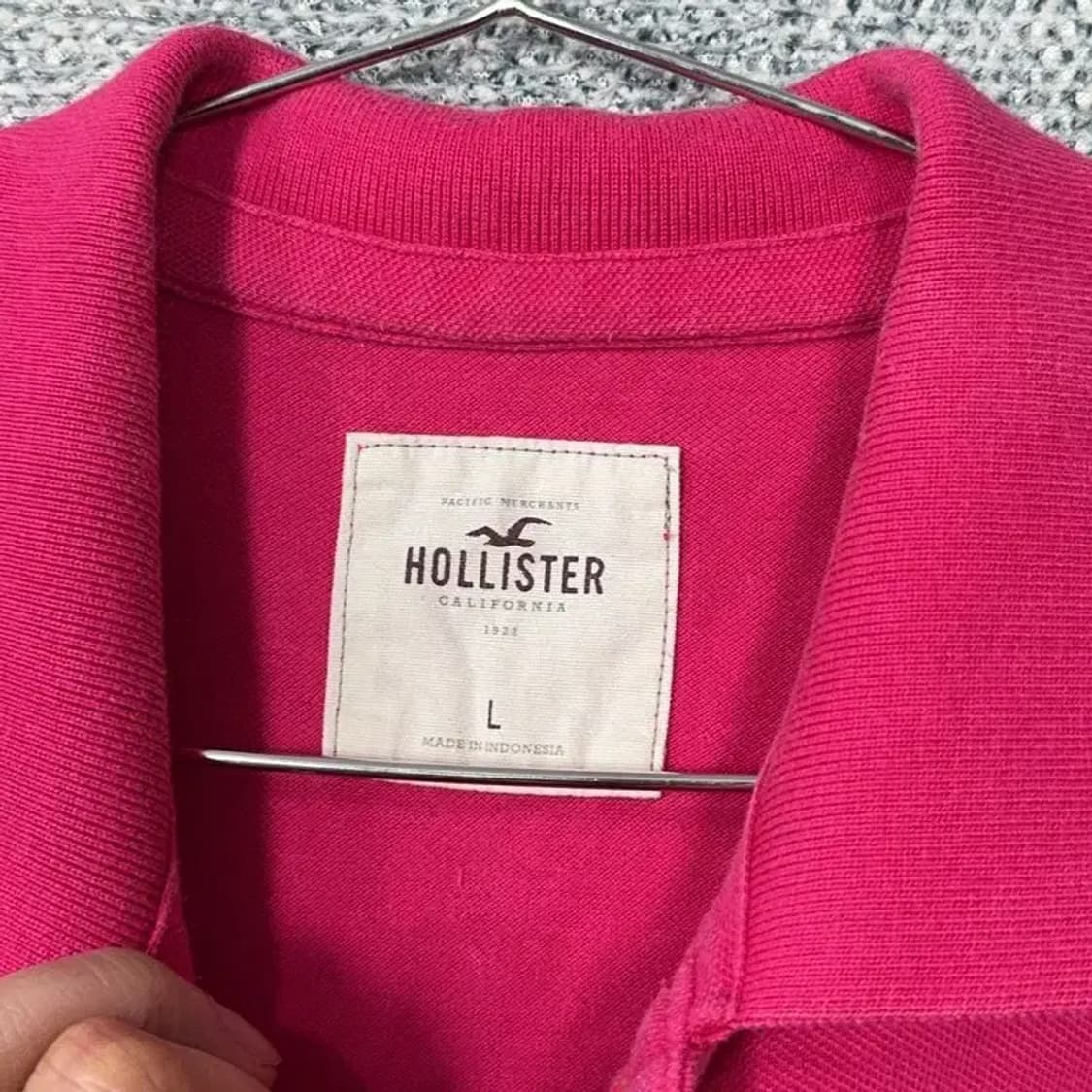 홀리스터 핑크 로고 여성 반팔 카라티 L 상품이미지5