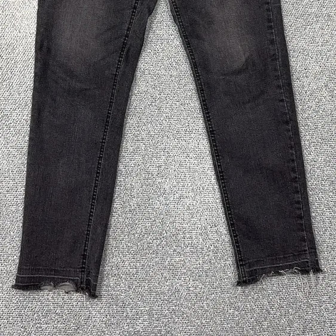 아이잣바바 여성 캐주얼 흑청 크롭진 70-90 상품이미지4