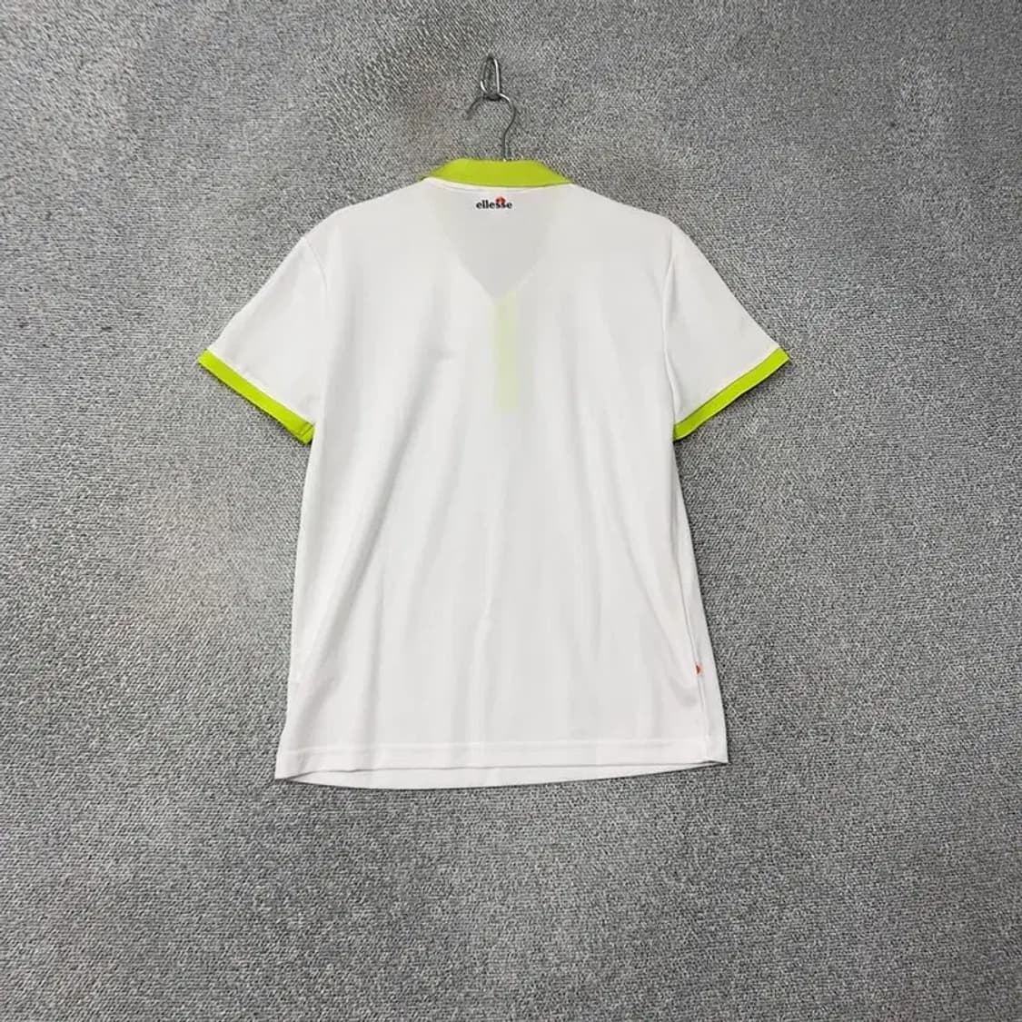 엘레쎄 로고 기능성 화이트 카라티 L 상품이미지2