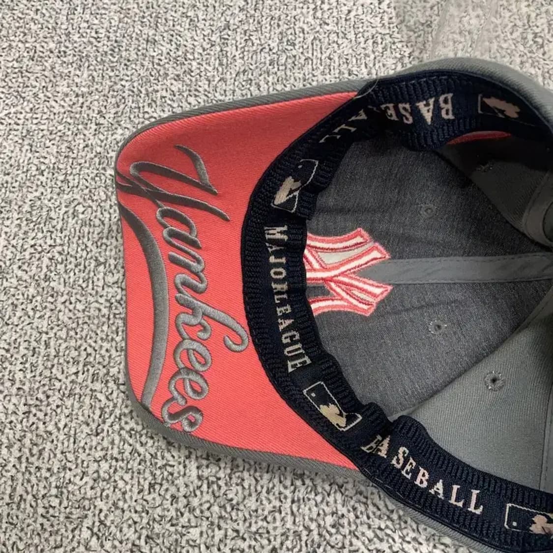 MLB 뉴욕양키즈 그레이 볼캡 XS-S 상품이미지5