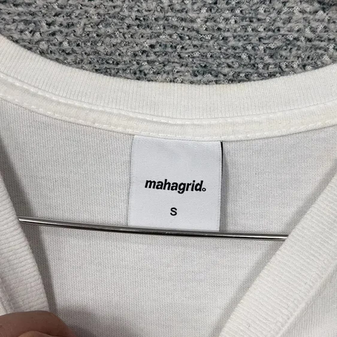 마하그리드 프린팅 로고 화이트 반팔 티 S 상품이미지3