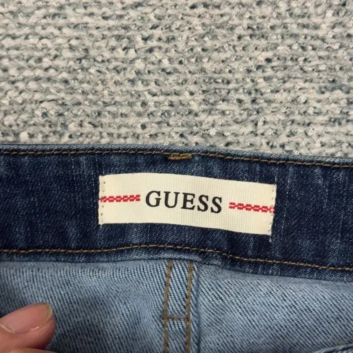 게스 실버로고 여성 캐주얼 크롭진 26 상품이미지6