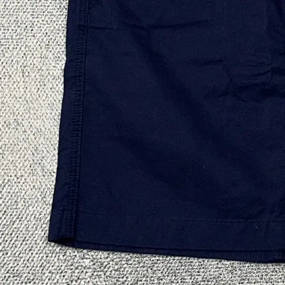 [새상품]타미힐피거 네이비 미니스커트 10 상품이미지3